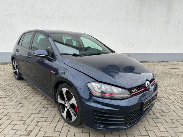 Volkswagen Golf VII Lim. GTI/1.Hand/