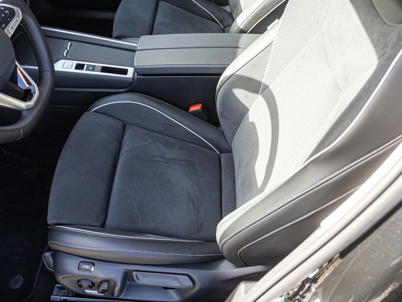 Volkswagen Passat Variant 2.0 TDI "Business" DSG Navi LED D foto 9