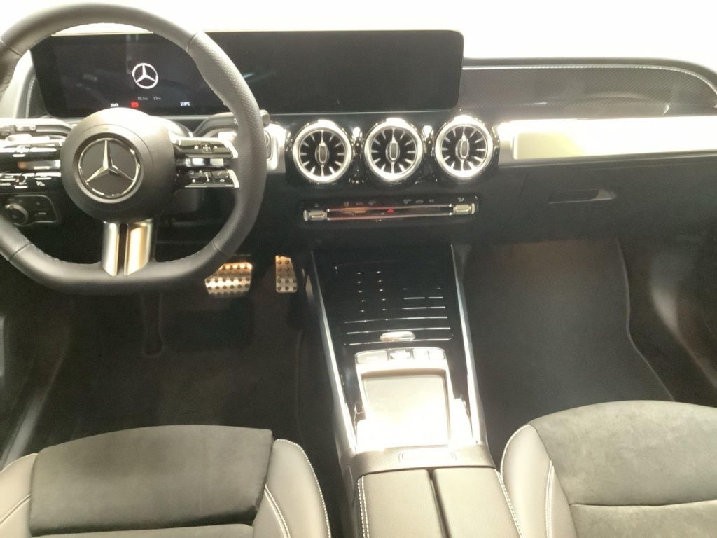Mercedes-Benz GLB 200 d 4MATIC AMG+NIGHT+19''+KEYLESS+MULTIEBA foto 13