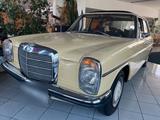 Mercedes-Benz Mercedes Benz 220 W114/115 - Mercedes-Benz: W115 W114