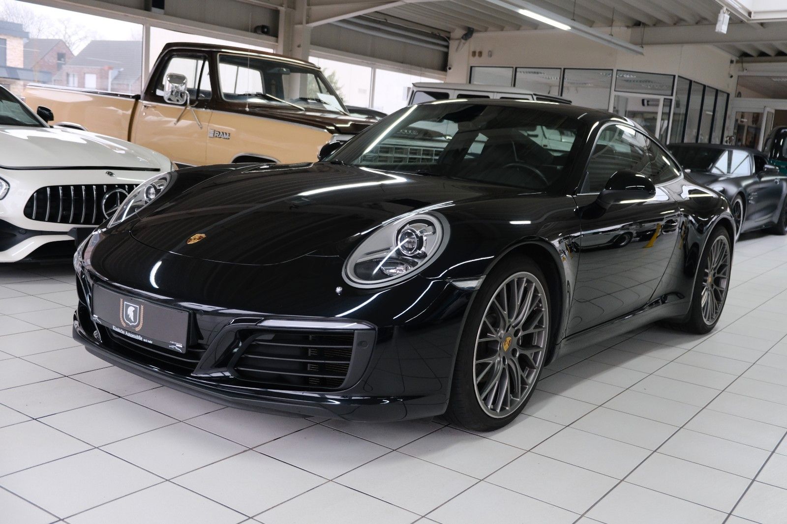 Fahrzeugabbildung Porsche 911 PDK/Bose/Sportabgas/20 Zoll Spyder RS/Approv