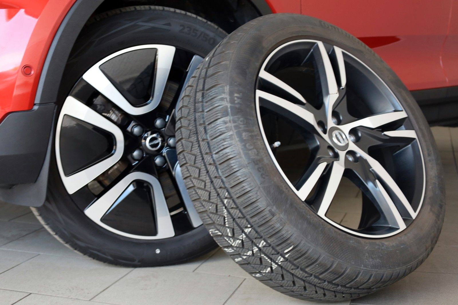 Fahrzeugabbildung Volvo XC40 Inscription T5,Leder,Navi,SH,360Kamera +WR