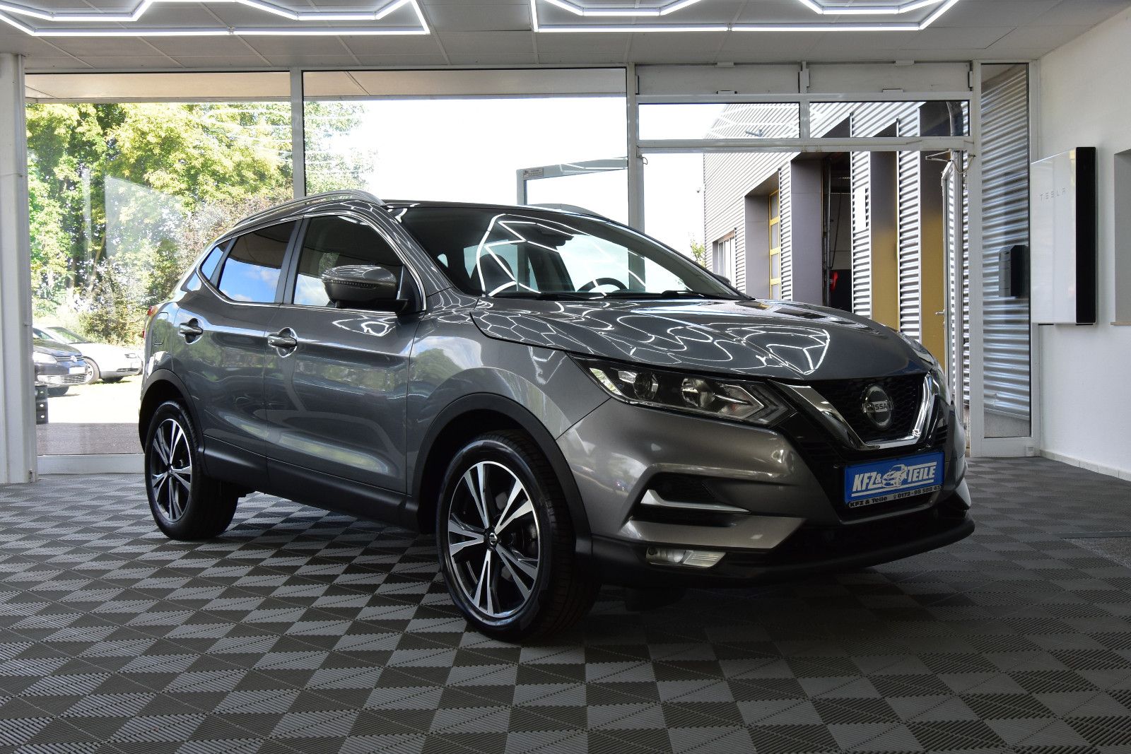 Nissan Qashqai - 1