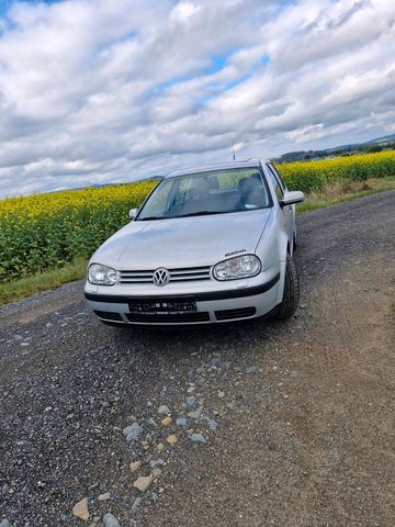 Volkswagen VW Golf4 1.6 Benziner Winterauto TÜV bis 2026