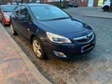 Opel Astra J 1.4 Turbo  97000 km  sehr g... - Opel Astra aus 2011: Turbo