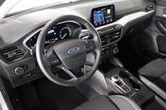 Fahrzeugabbildung Ford Focus 1,5 EB Automatik Turnier Cool&Connect AHK