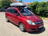 Opel Zafira 2.2 Automatik *7-SITZER+LEDER+XENON+NAVI* - rote Opel Zafira