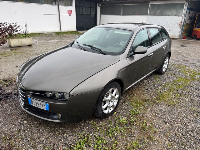 Alfa Romeo 159 1.9 JTDm 16V Sportwagon Progressi