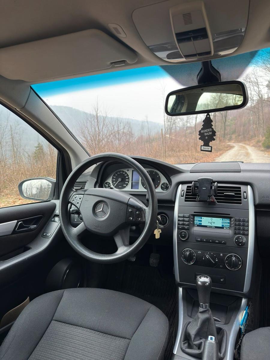 Mercedes-Benz B170 2008 — photo 14