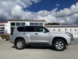 Toyota Land Cruiser 2.8 D-4D 5-trg. AHK 3,5T. +w.Extras - Toyota Land Cruiser: Pickup