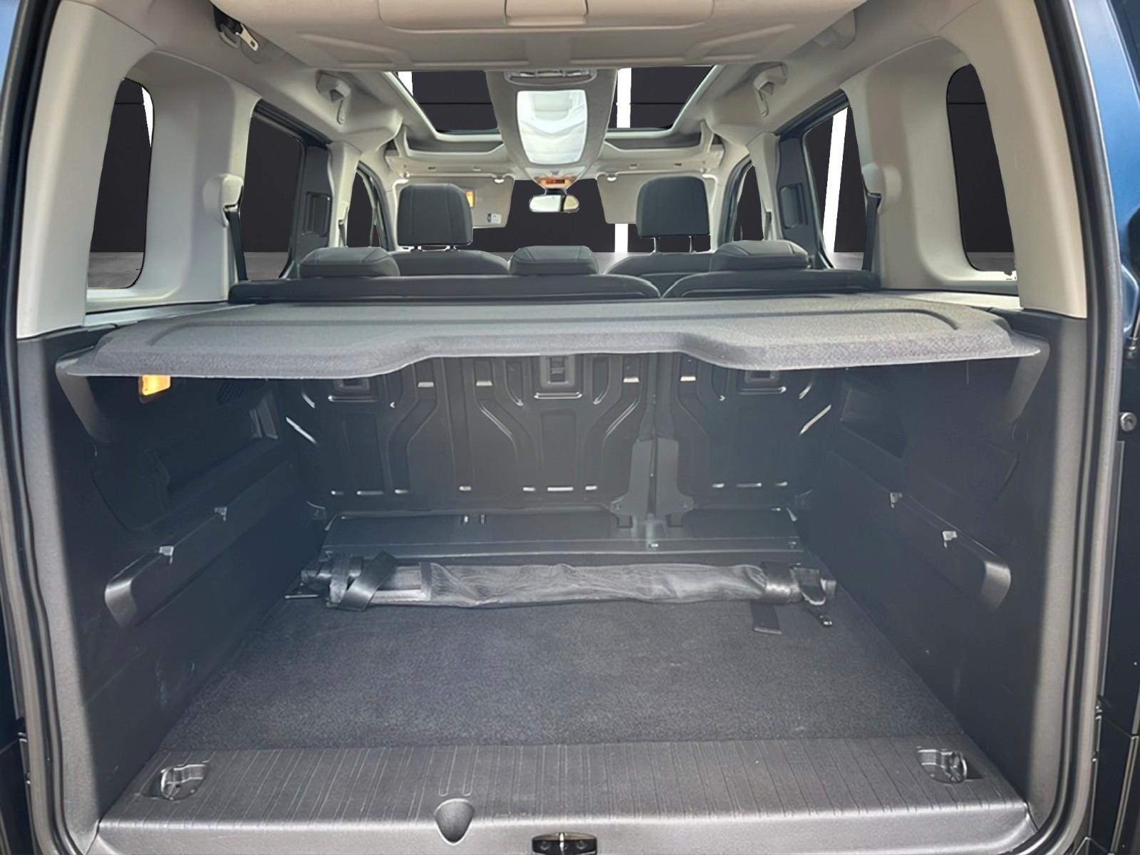 Citroën Berlingo Feel M/AHK/LED/Kamera/Panorama/Alu/PDC