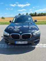 BMW X3 xDrive20i ADVANTAGE AT ADVANTAGE - BMW X3: At