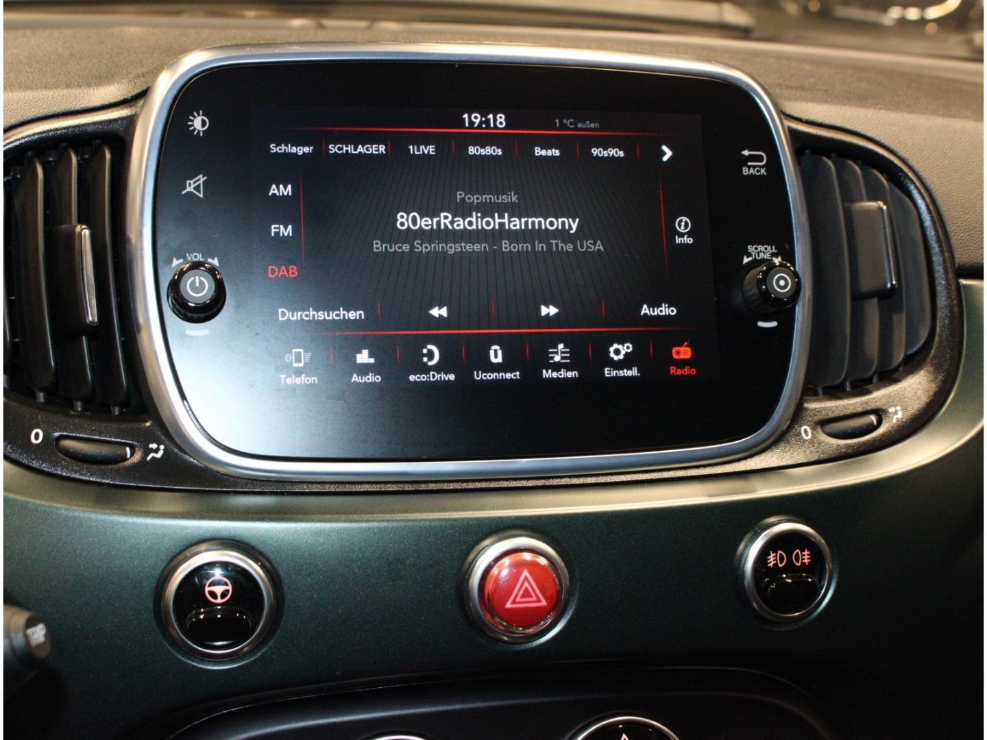 Fahrzeugabbildung Fiat 500 RockStar 1.0 Mild Hybrid EU6d *Sport Paket