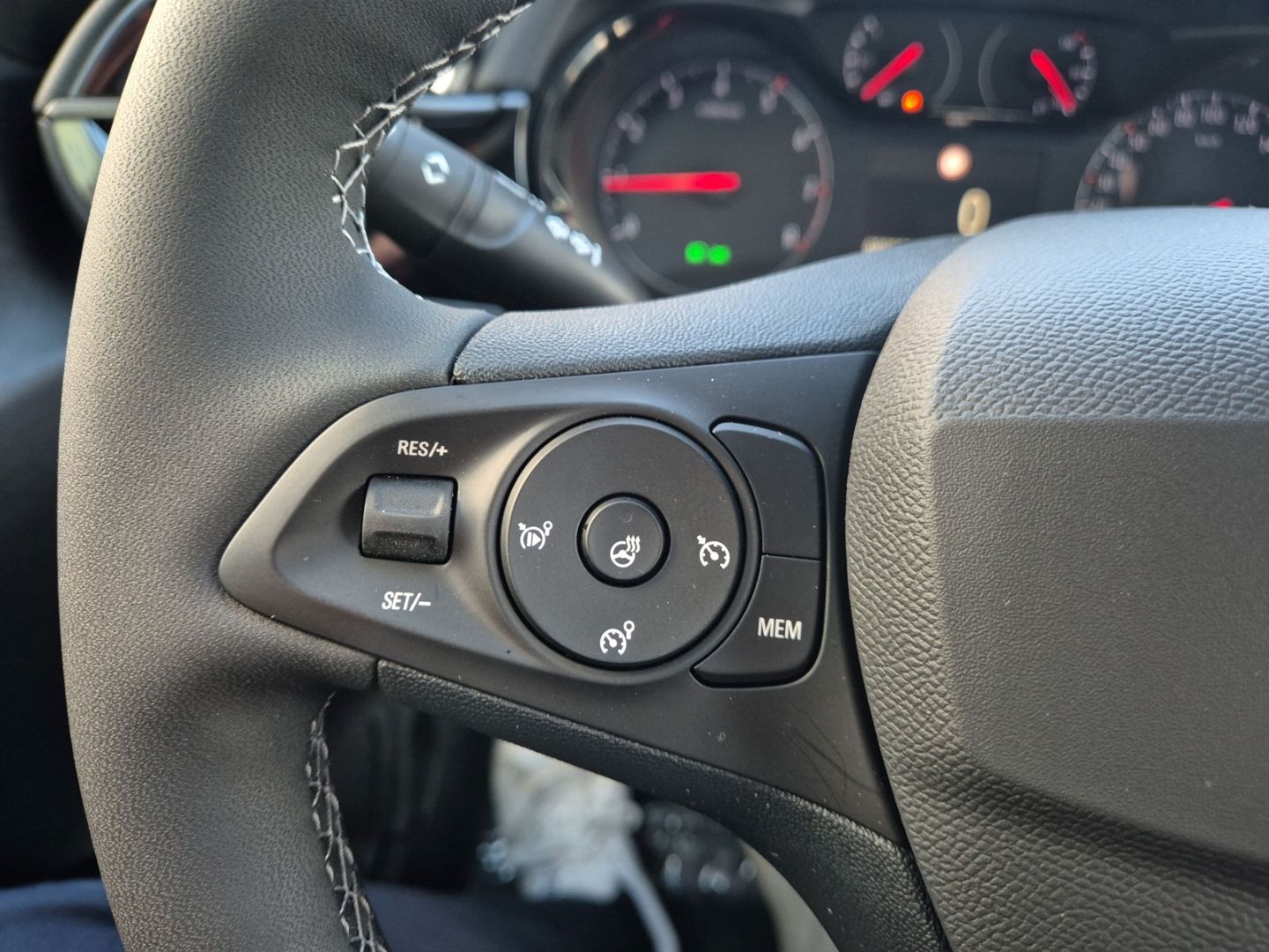 Fahrzeugabbildung Opel Corsa F Edition 1.2 Turbo EU6e Apple CarPlay And