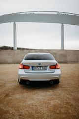 BMW 335i xDrive | BMW Scheckheft | M-Packet  - gebrauchte BMW 3er Reihe aus dem Jahr 2014