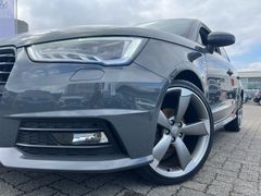 Fahrzeugabbildung Audi A1 Sportback 1.0 TFSI S line XENON NAVI 18" ROTO