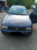 Volkswagen VW Polo Kombi mit Klimaanlage - Volkswagen Polo aus 1999: Kombi