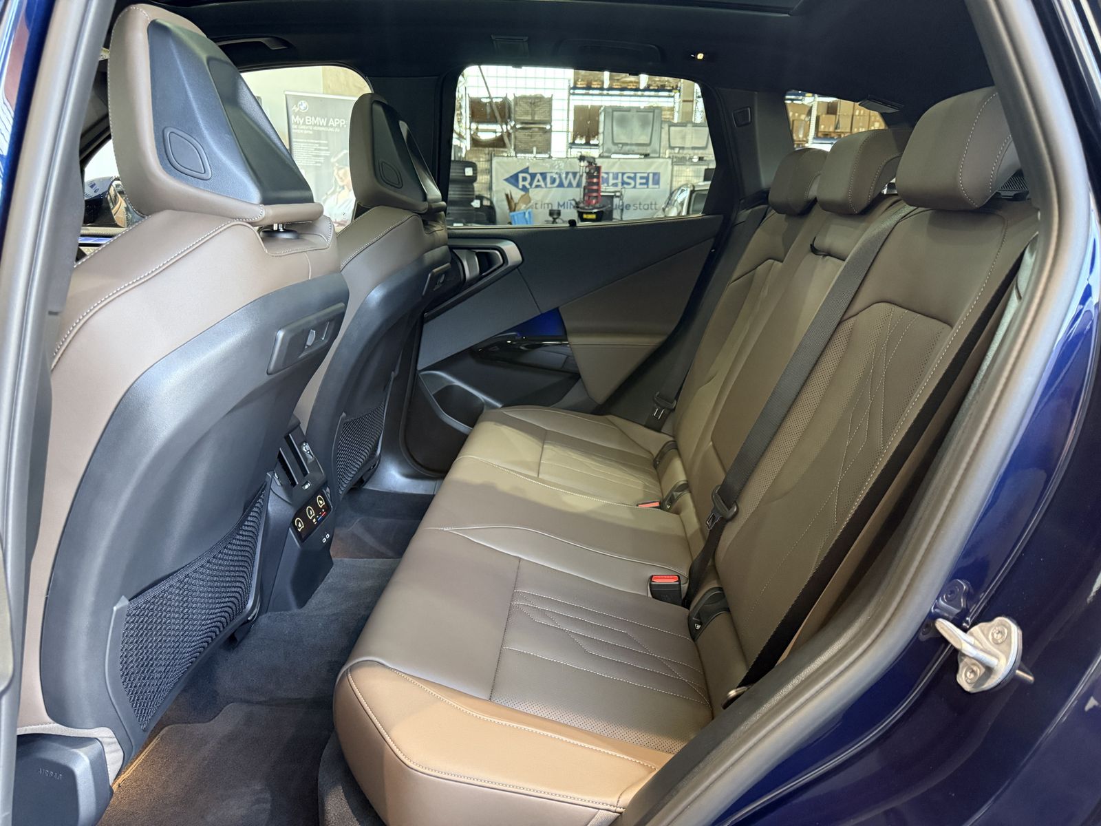 Fahrzeugeinzelansicht 13 Fahrzeugabbildung BMW X3 40d xDrive |Sitzbelüft. |Glasdach |M Sportpak