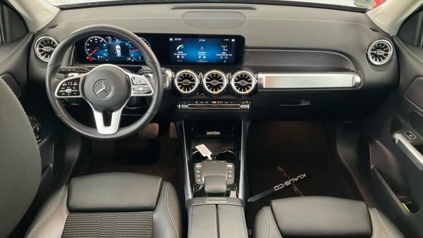 Mercedes-Benz GLB 180 NIGHT-P. 7G-DCT LED PDC RFK TWA LM AUGM.