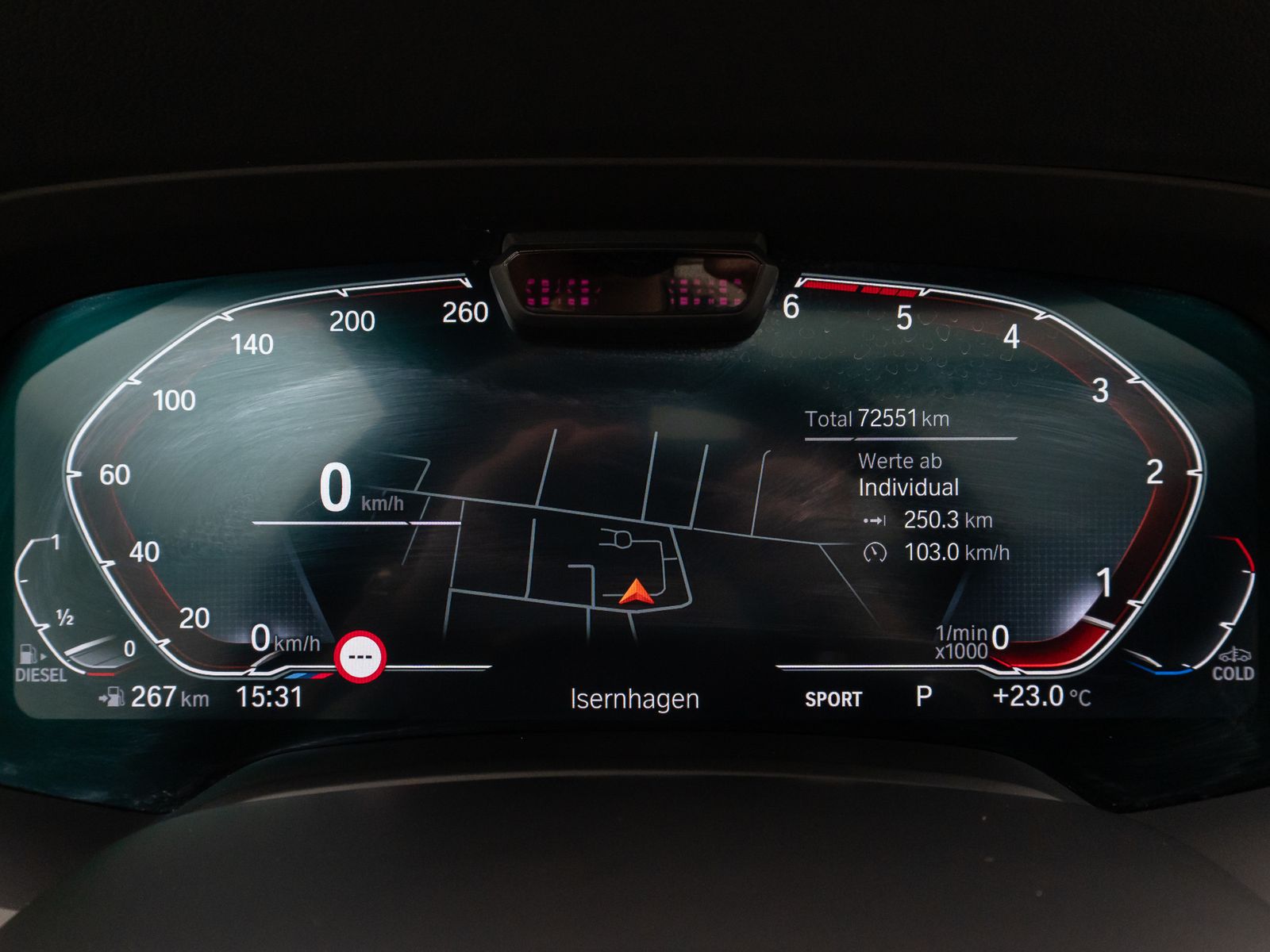 Fahrzeugabbildung BMW X5 xD30d M Sport 360°SoftCl HUD Panorama Belüftu