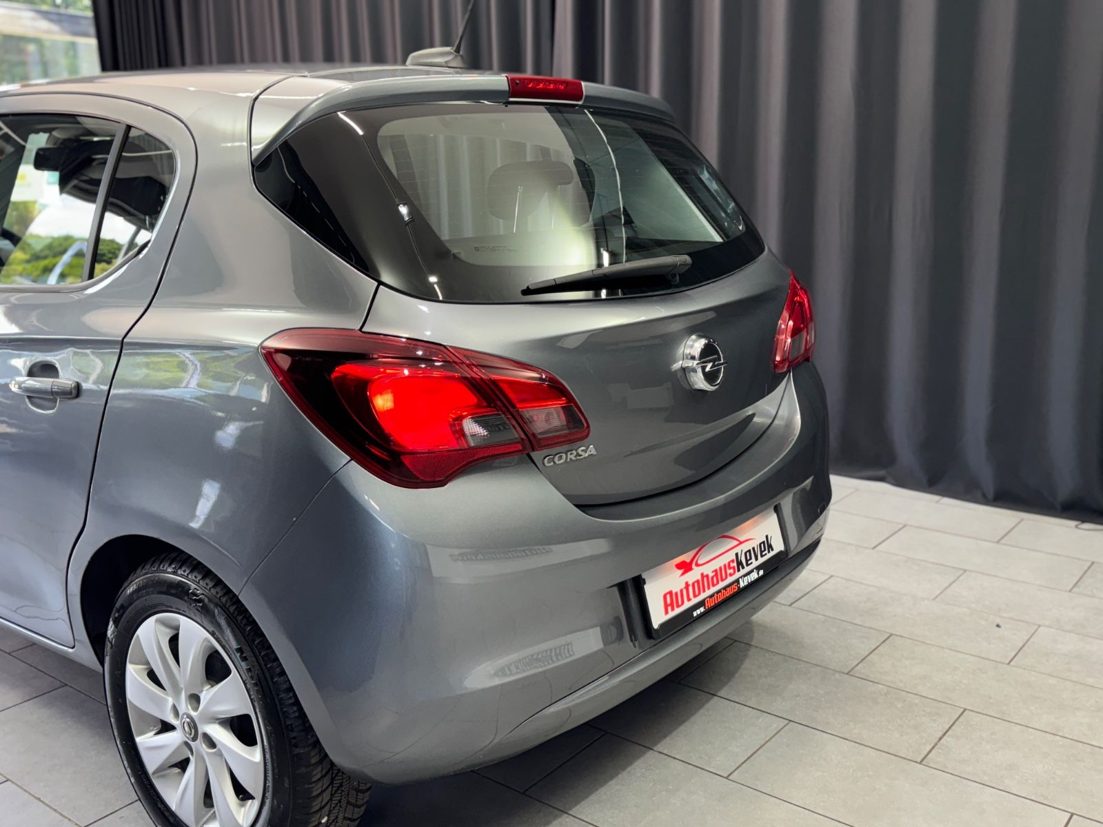 Fahrzeugabbildung Opel Corsa E Active ecoFlex|AUTOMATIK|NAV|TÜV 07/26|