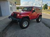Jeep Wrangler 2.8l CRD Sahara Automatik Sahara - Jeep Wrangler: Rot