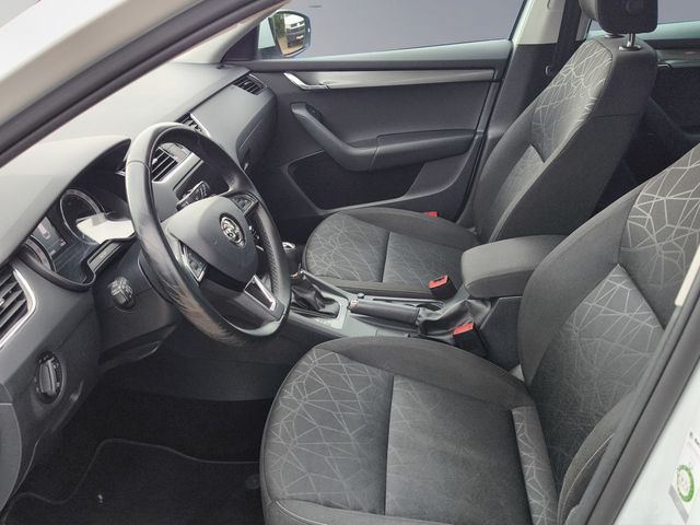 Octavia Combi Clever nur Gewerbe/Händler