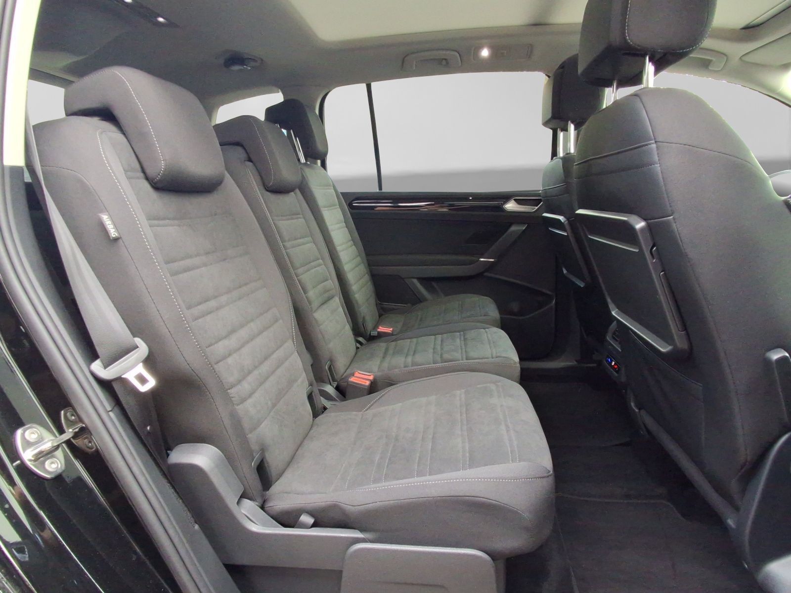 Volkswagen Touran - Bild 6