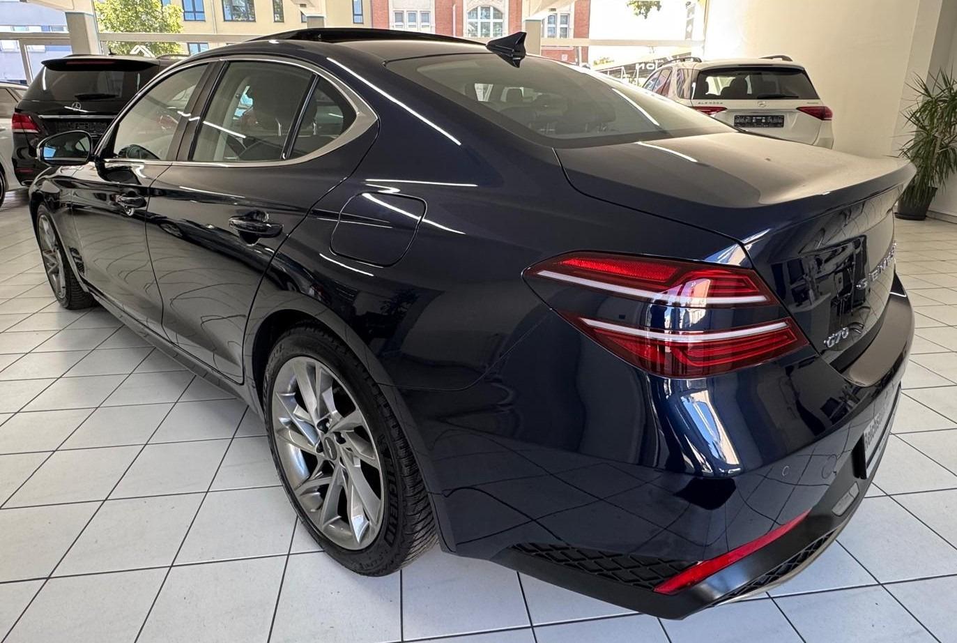 Genesis G70 AWD PANO LEDER SPUR TOTW KAMERA NETTO 27.000