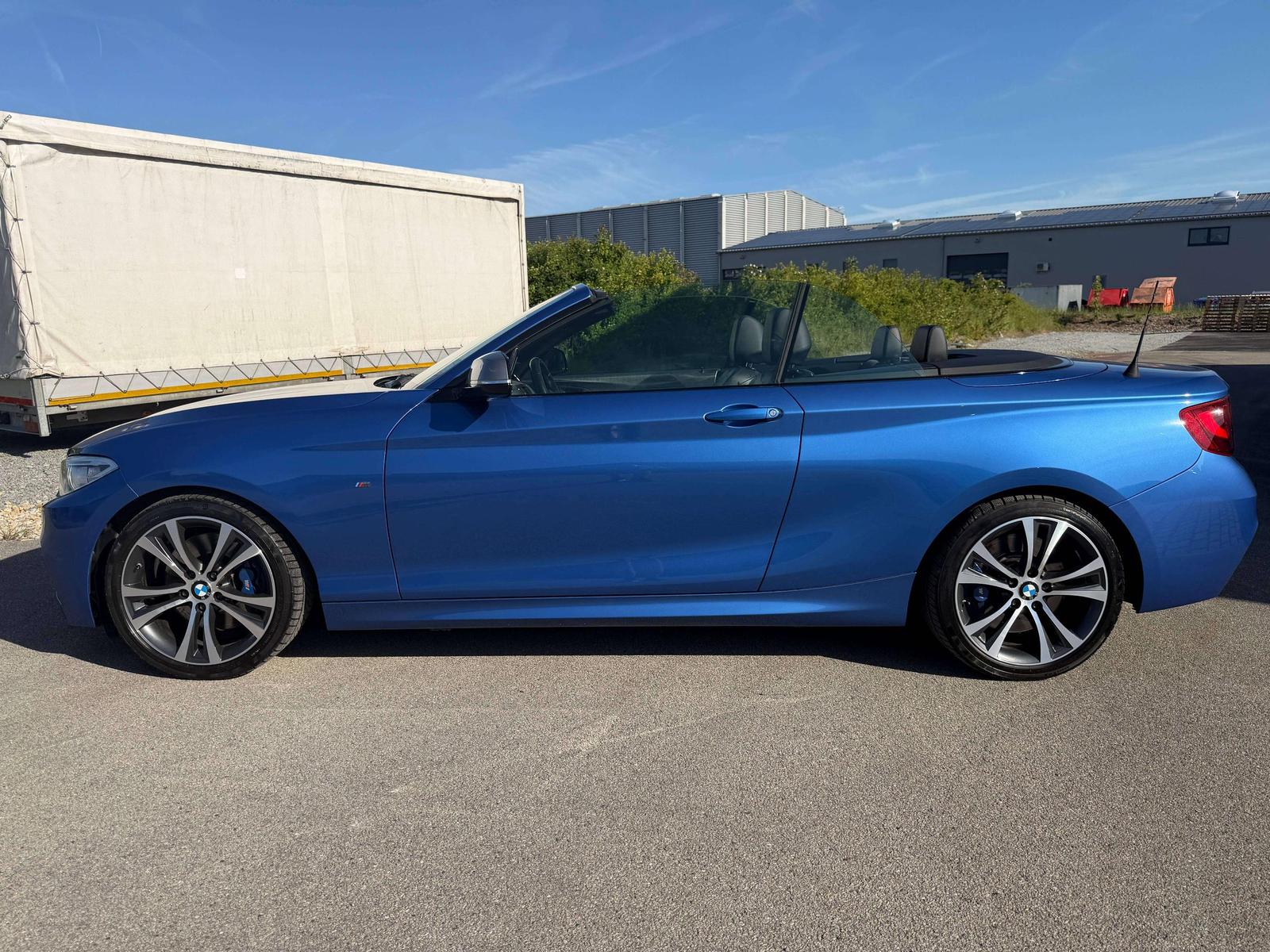 BMW 235 235i M-SPORT*XENON*NAVI*SITZHEIZUNG*TOP*SOFO