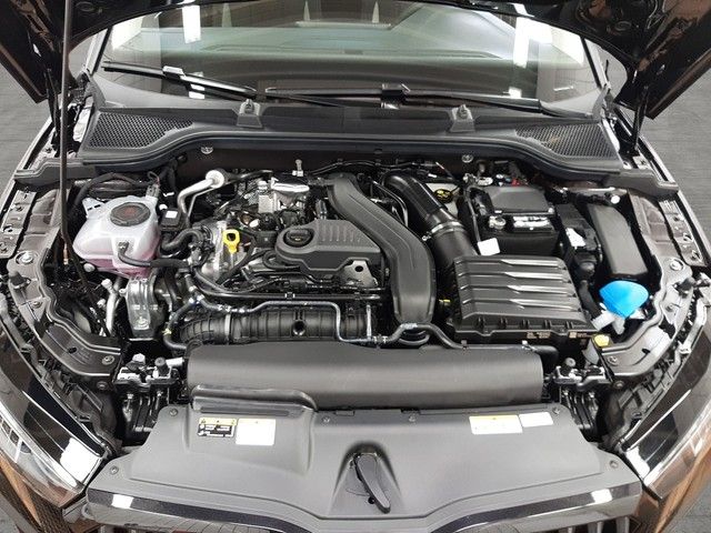 Fahrzeugabbildung Skoda Scala Tour 1.5TSI DSG AHK Matrix LED Kamera ACC