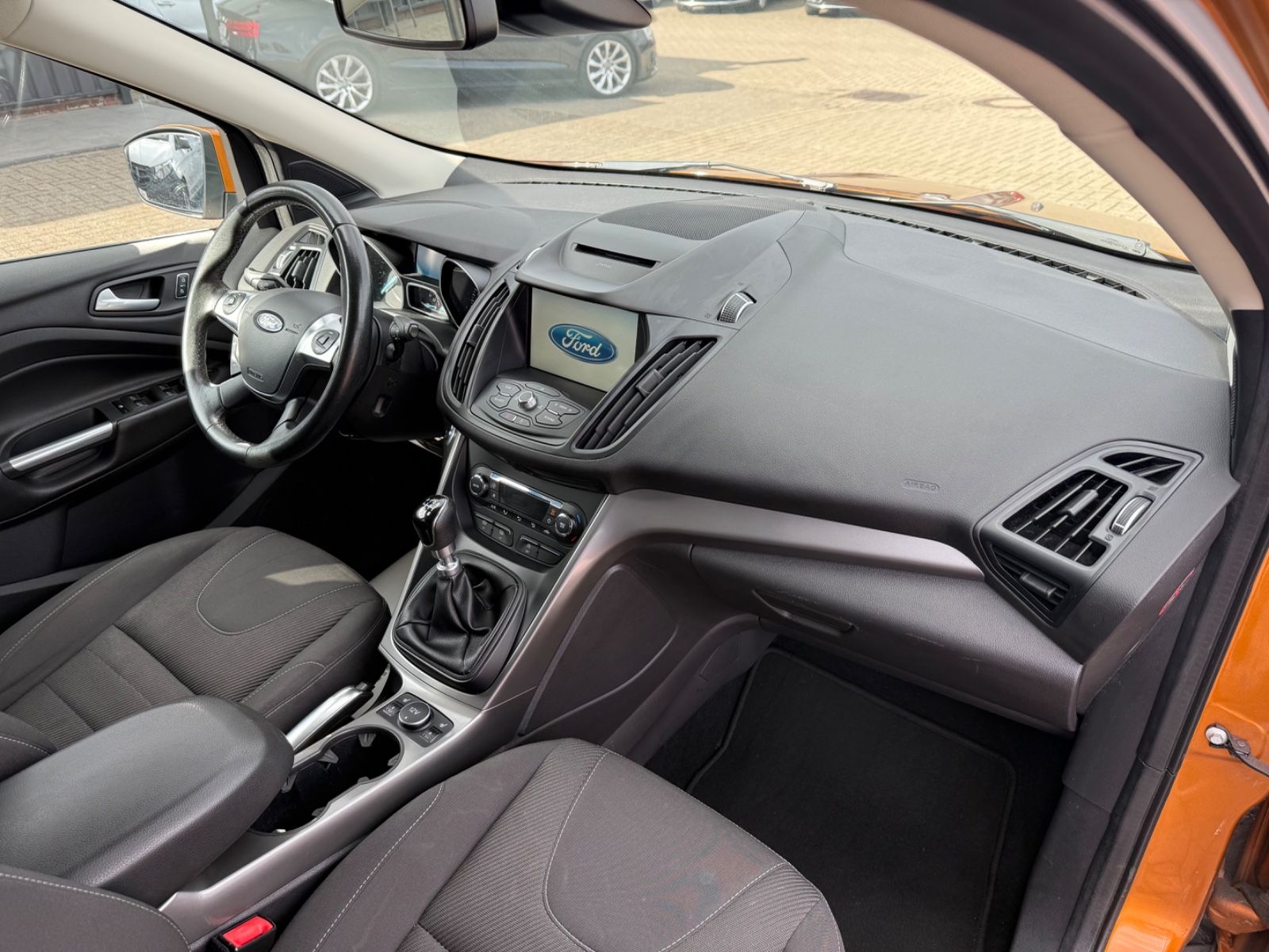 Kuga Sync Edition*2.HAND*EURO-6*NAVI*SCHECKHEFTG