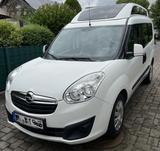 Opel Combo 1.6CDTI 70kW Rollstuhllift/-transport - Opel Combo: 1.7