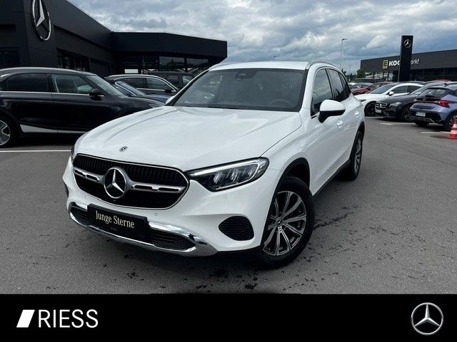 MERCEDES-BENZ GLC 200 4M Avantgarde Navi LED Keyless AHK 18''