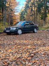 Mercedes-Benz Mercedes w124 300E - Mercedes-Benz 300 aus 1988: 300e