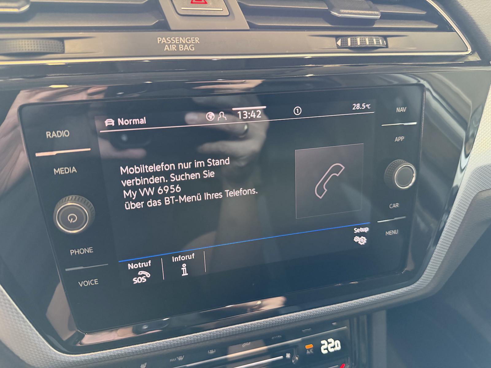 Volkswagen Touran 1.5TSI DSG Goal 7 Sitze NAVI Heckkl.el., миниатюра 17