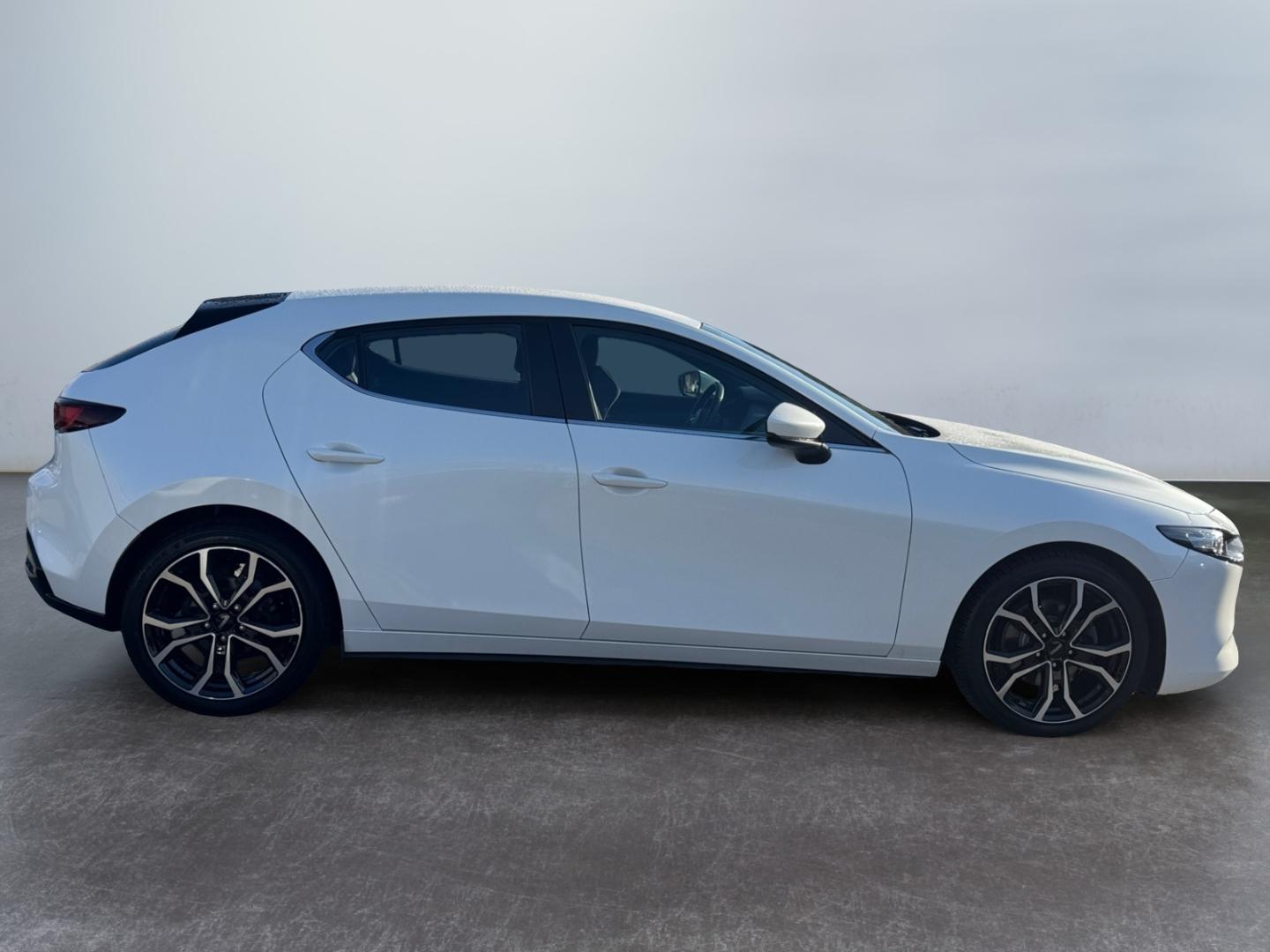 Mazda 3 2.0 SKYACTIV-G M-H Selection *HUD*ACC*CAM*SHZ*