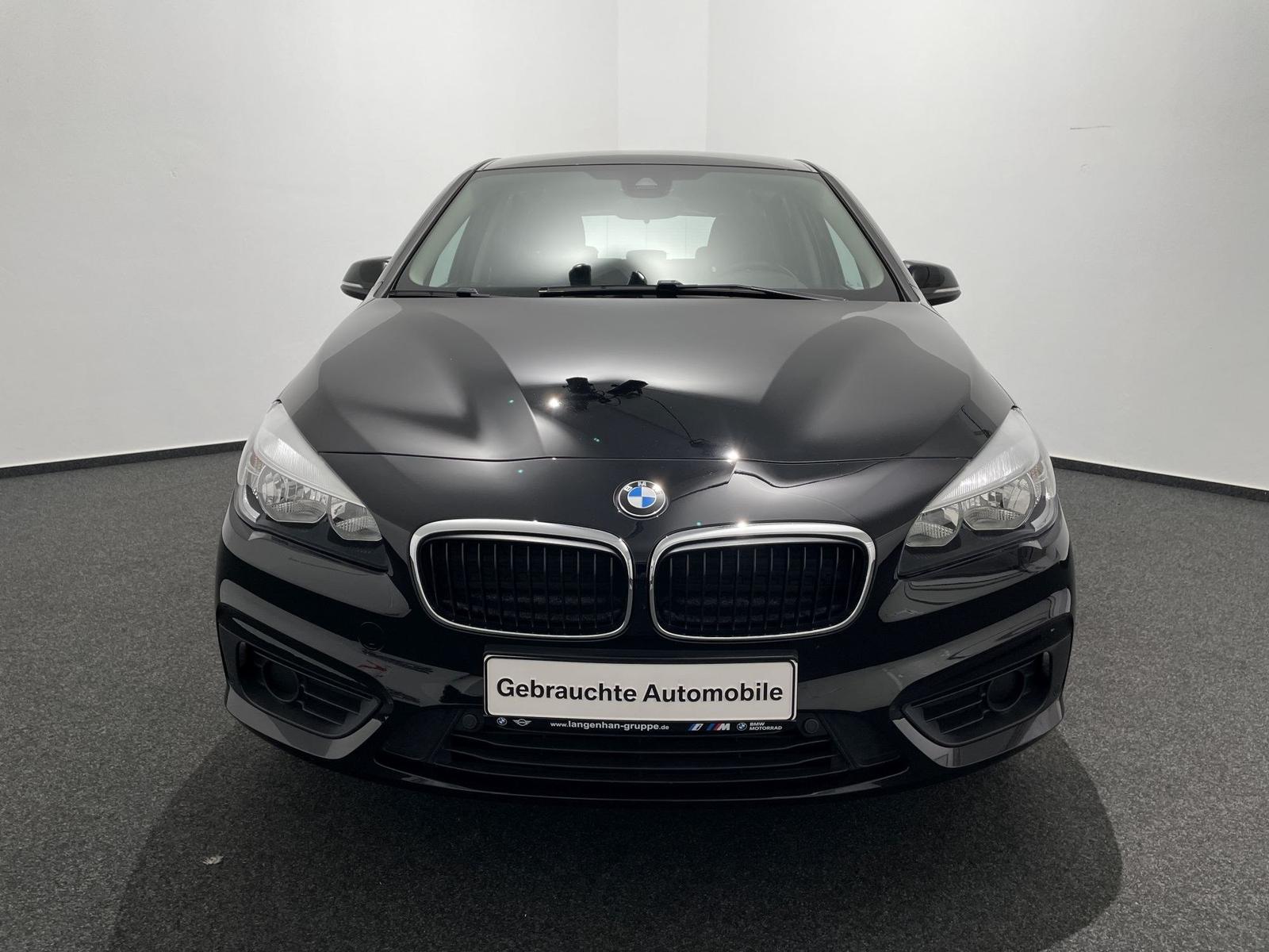 BMW 218i Active Tourer NAVI SHZ PDC