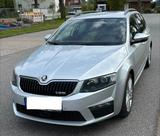 Skoda Octavia 2.0 TSI DSG RS Combi Standheizung AHK