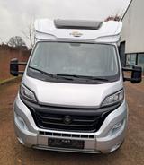 Carado T338 mit Hubbett, Fahrradträger , SAT TV - Wohnmobil oder -wagen mit Hubbett