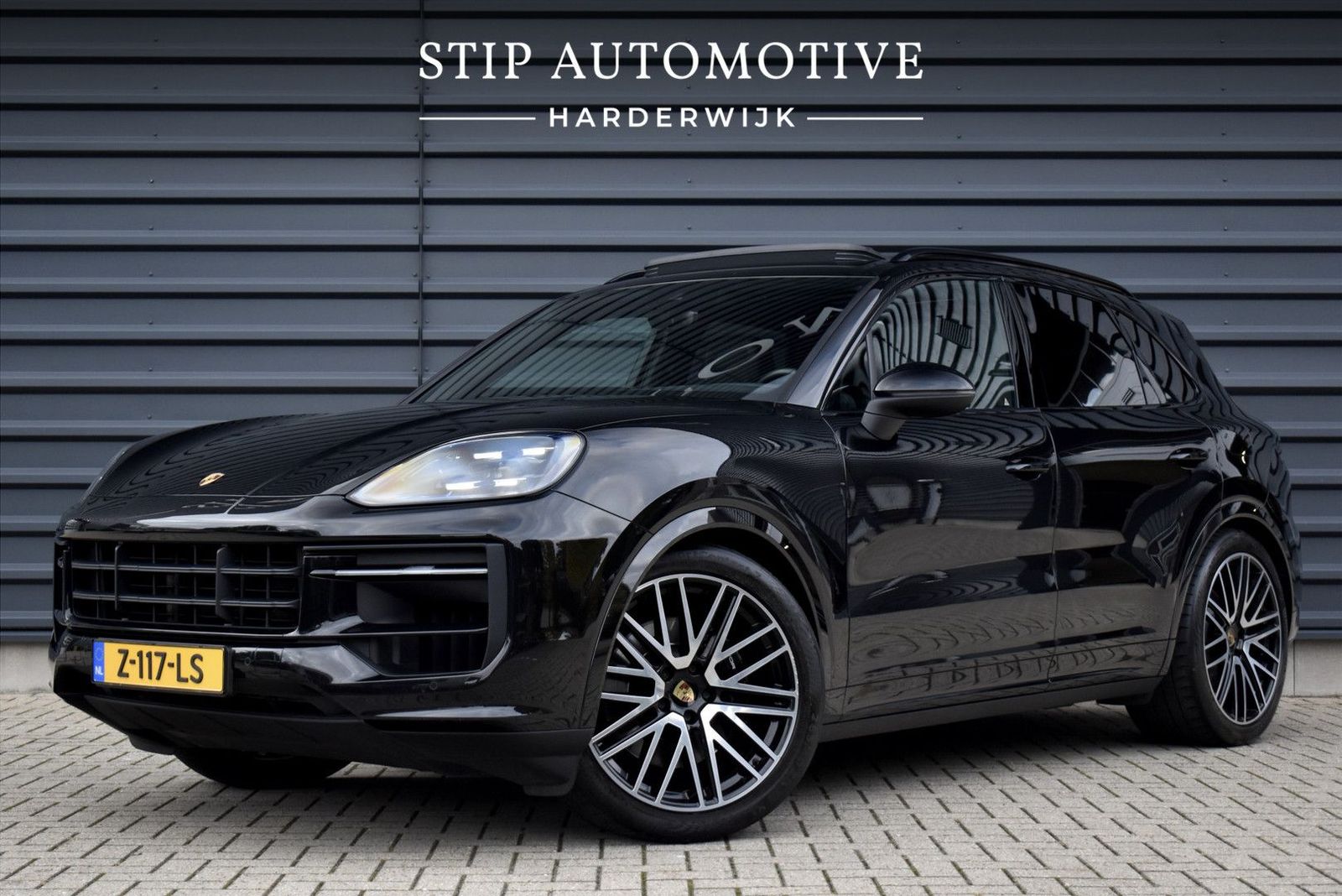 Porsche Cayenne 3.0 E-Hybrid SportDesign | Panorama | 22
