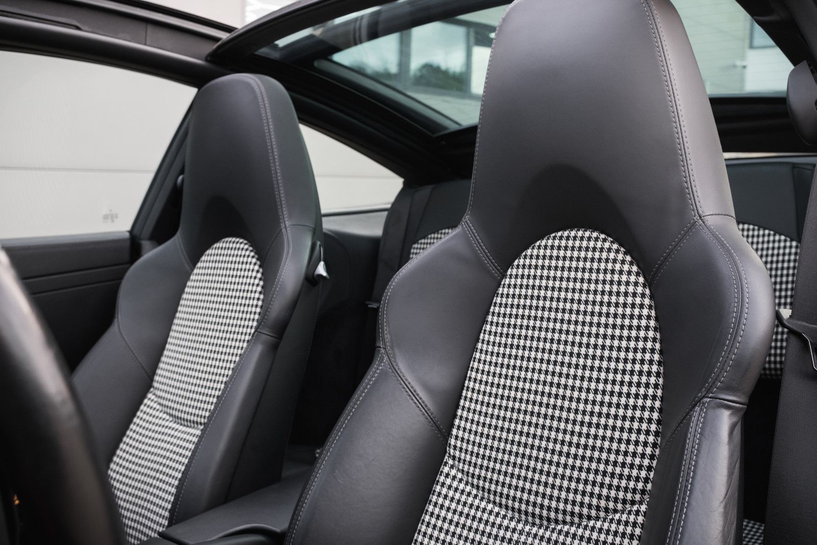 Fahrzeugabbildung Porsche 997/911 Targa 4S-Dt.Auto-BOSE-erst 40.500km