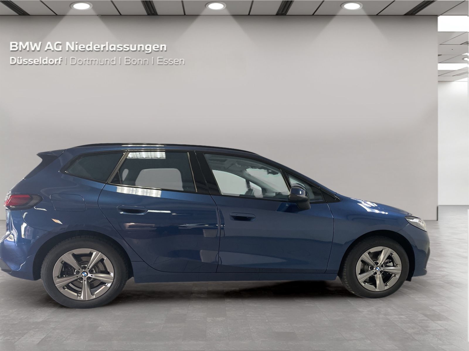 BMW 223 Active Tourer - Bild 7