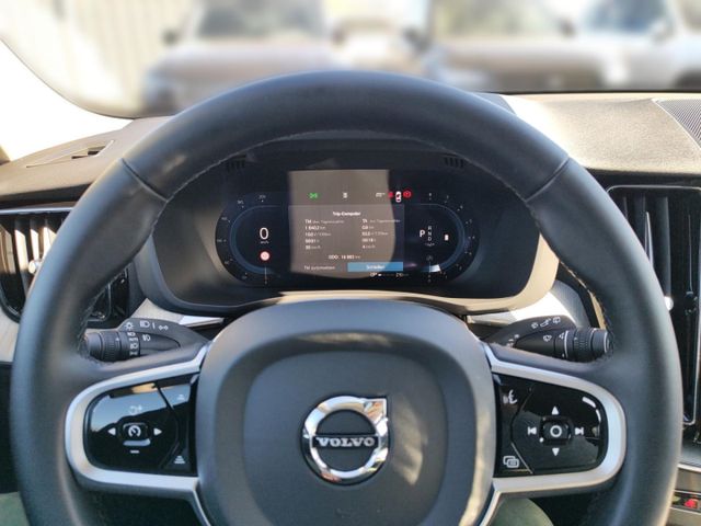 VOLVO XC 60 (Bild 18 von Array)