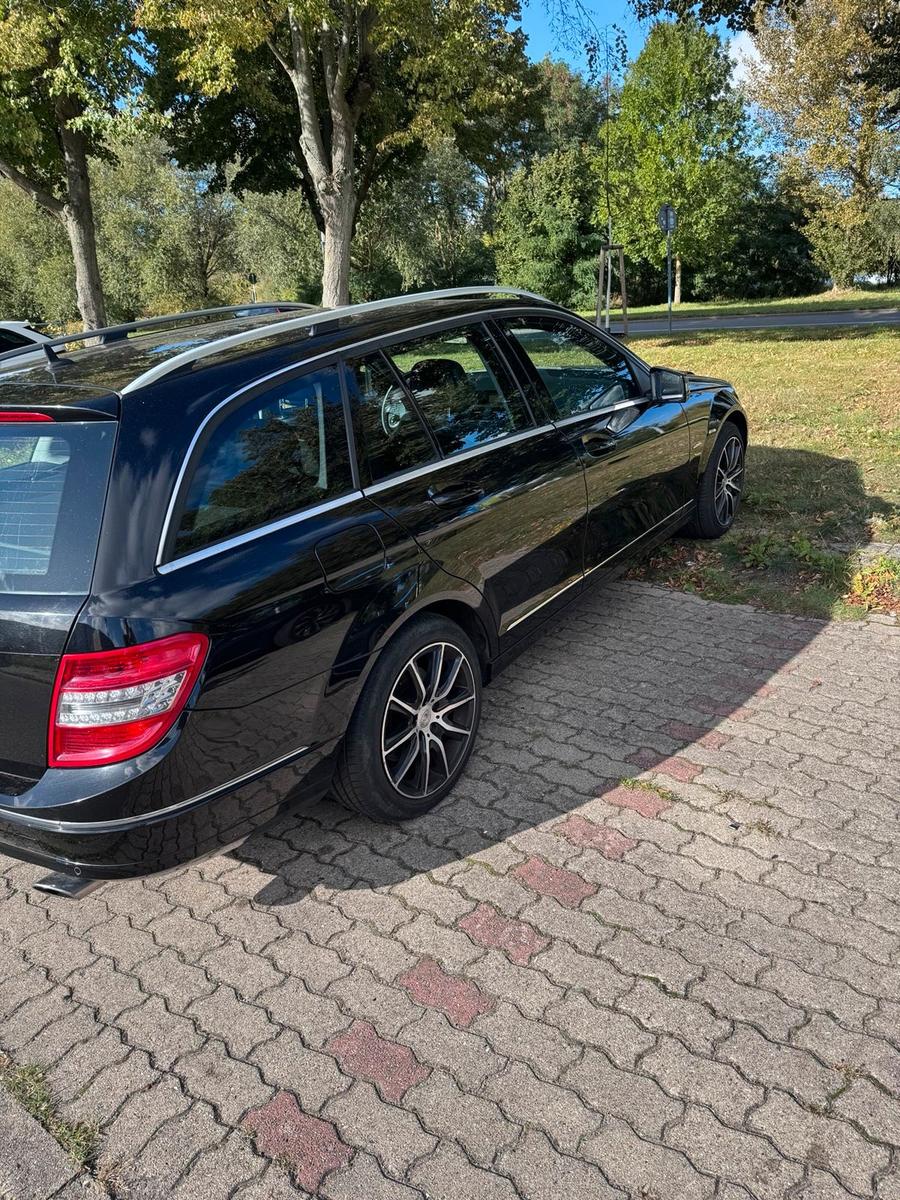 Mercedes-Benz C350 2009 — photo 5