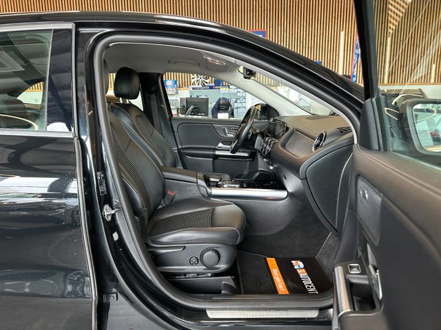 Mercedes-Benz GLA 220 d 4Matic *LED*AHK*Keyless*