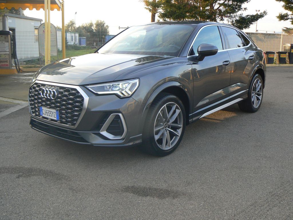 Image of Audi Q3