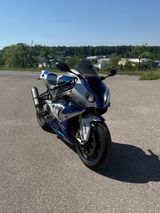 BMW S1000RR HP4 - BMW S100 RR
