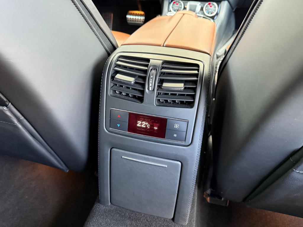 Mercedes-Benz CLS 63 AMG Shooting Brake