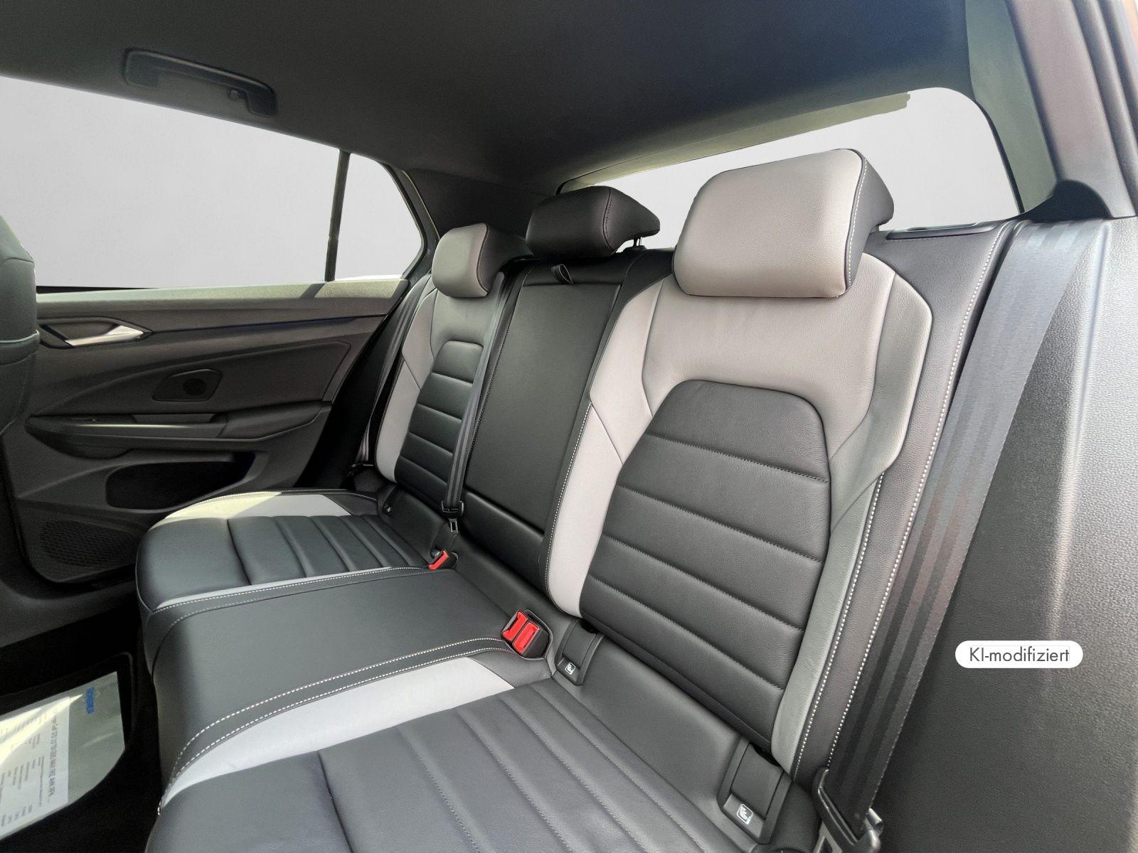 Volkswagen Golf VIII GTD 2.0 TDI DSG NAVI SHZ AHK RFK PANO, миниатюра 15